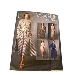 Sewing Pattern Vogue V1653 Misses' Loose Fitting Dress Lapel Collar Sizes 6-14